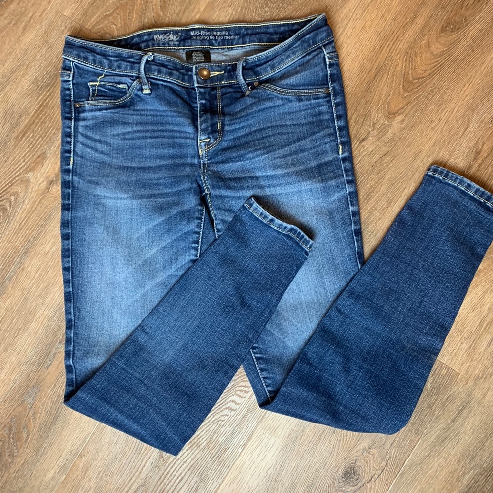 Mossimo jeans -size 4